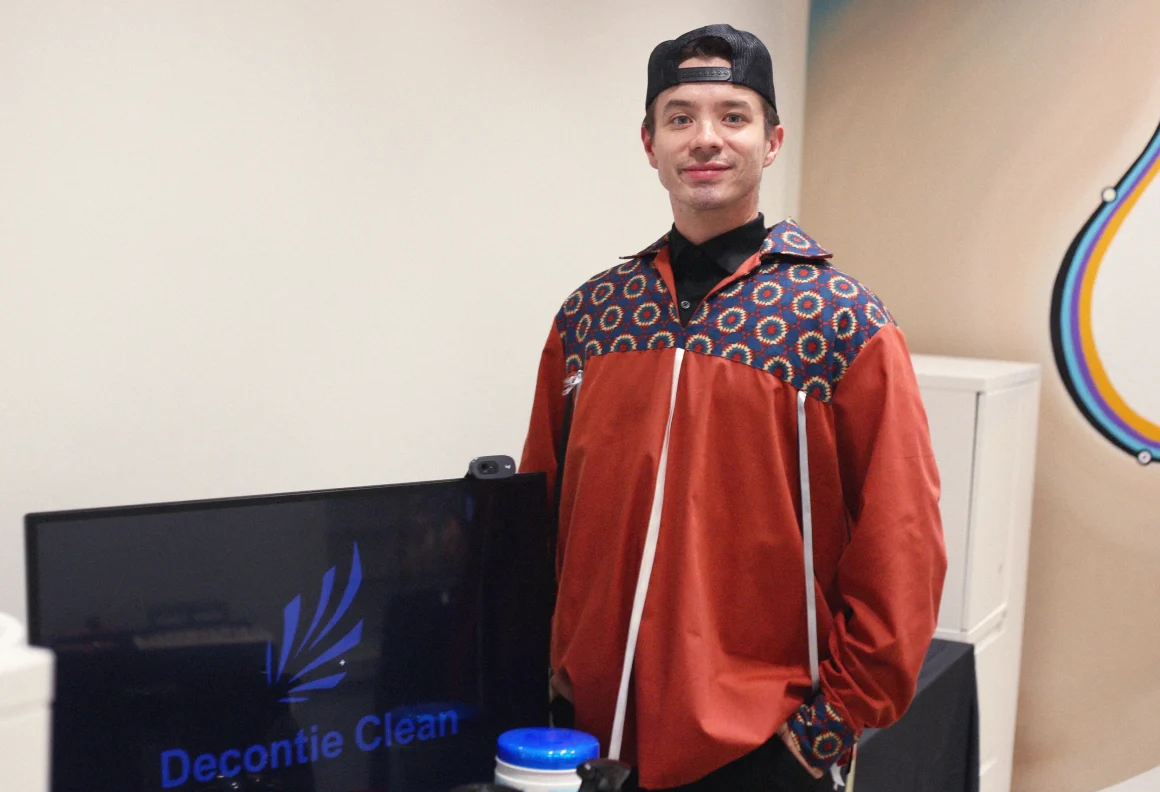 ADAAWE-Decontie-Clean