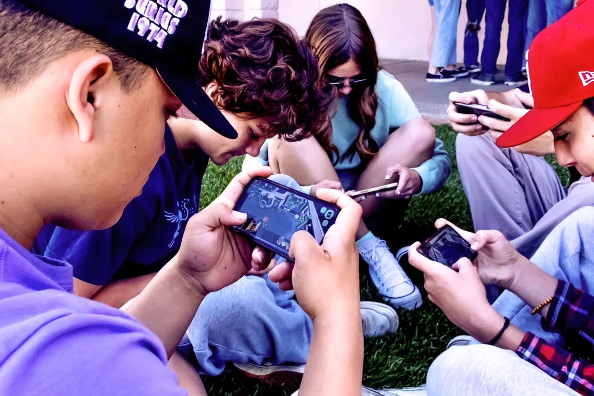 enhancing employee engagement with game elements